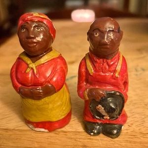 Vintage Black Americana Mammy and Remus Salt And Pepper shakers.